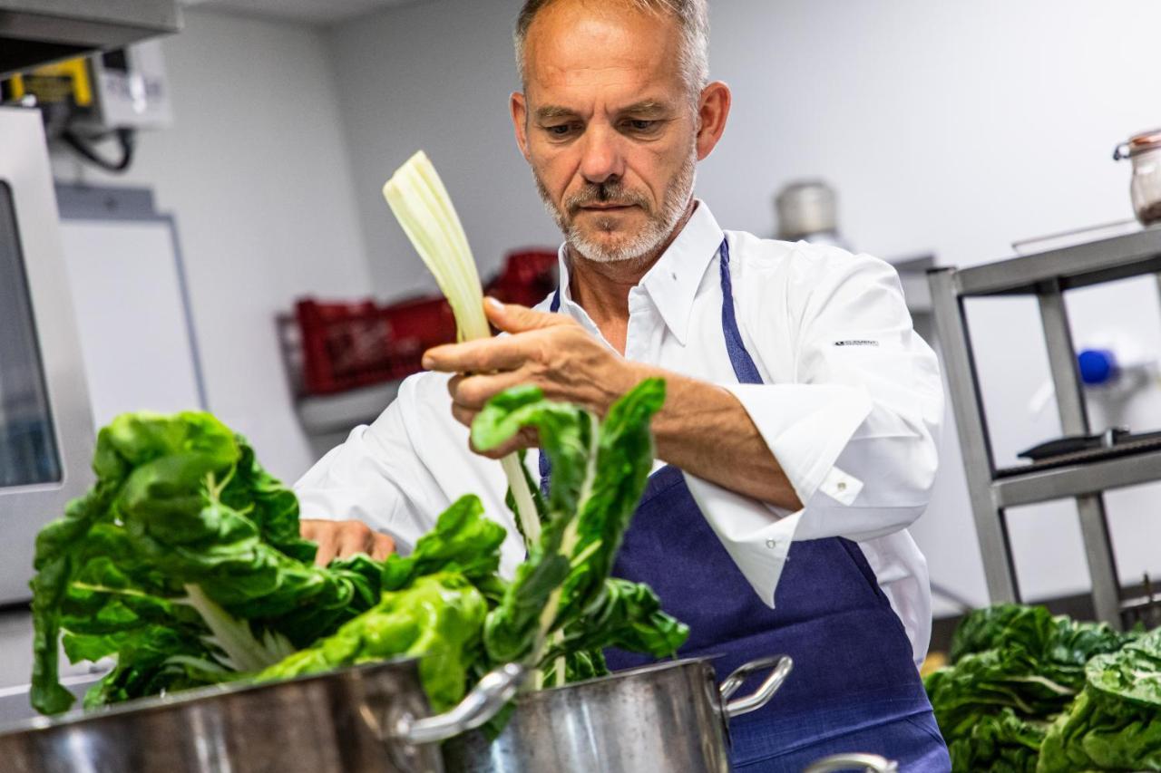 Hotel Restaurant Gastronomique La Huchette Replonges Eksteriør billede